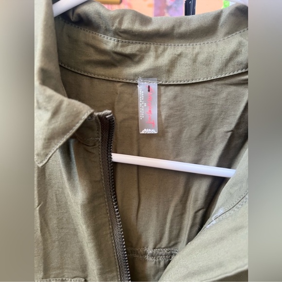 Free People FP Movement Mesmerize Me Coveralls in Army Size XS NWOT - Picture 3 of 5